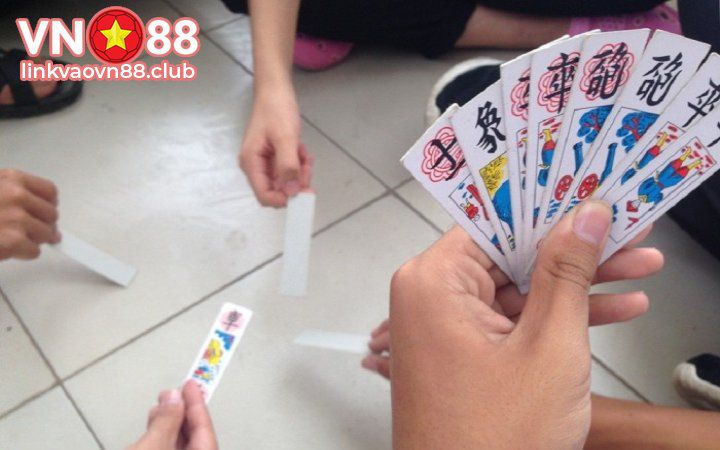 Hướng Dẫn Chơi Bài Tam Cúc Đơn Giản, Chi Tiết Tại VN88 9 Cách chơi bài tam cúc chi tiết